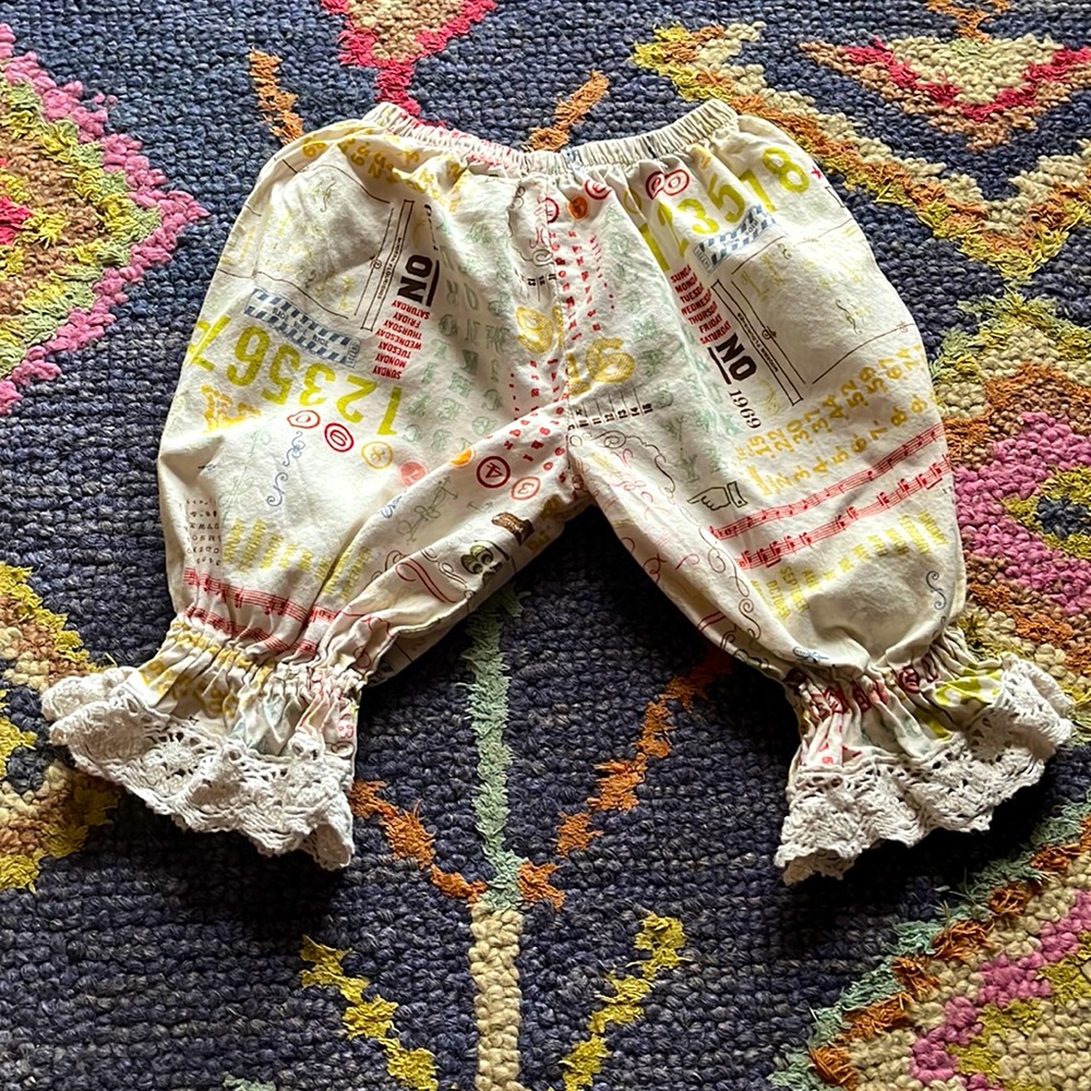 👧🏼Persnickety Bloomers Size 4👧🏼